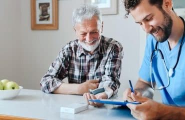 Infirmiers : une nouvelle tarification pour les services de soins à domicile