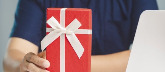 Des cadeaux et bons d’achat de Noël exonérés de cotisations sociales