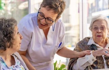 Médico-social : résidents dépendants dans les Ehpad et les résidences autonomie